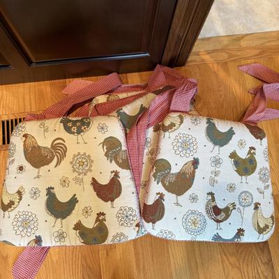 Four rooster seat cushions