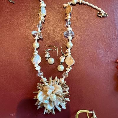 Beachy jewelry