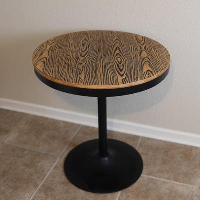 LumiSource Round Table - Height Adjustable