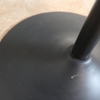 LumiSource Round Table - Height Adjustable