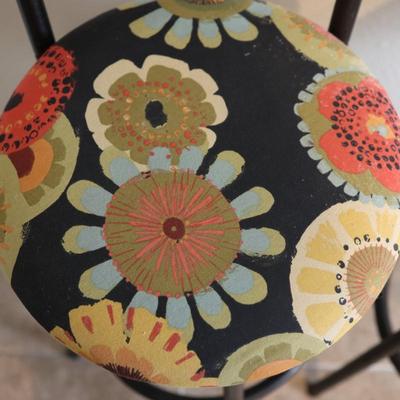 Counter Height Swivel Bar Stools