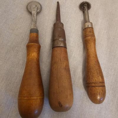 Vintage Sewing Items (BO-JS)