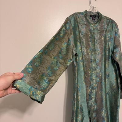 Claiborne, Travel Smith, San Remo, and More Women’s Long Sleeves - Size M-XL (PC-DZ)