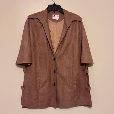 Claiborne, Travel Smith, San Remo, and More Women’s Long Sleeves - Size M-XL (PC-DZ)