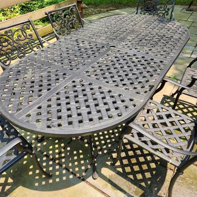 Hanamint Cast Metal Patio Table w 6 Chairs