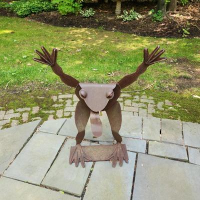 Large Metal Yard Garden Art Frog