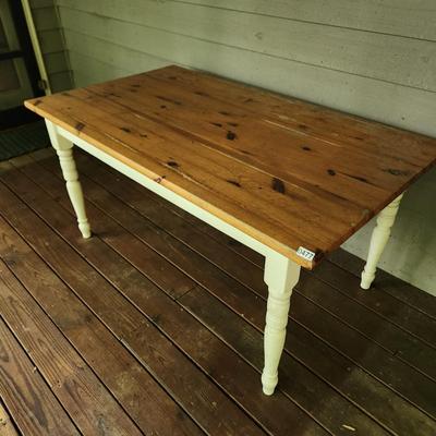Solid Wood Table Ideal for Eating Crabs Outdoor projects