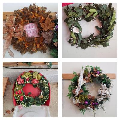 Christmas Wreaths and More (G-KD)