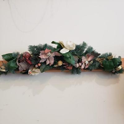 Christmas Wreaths and More (G-KD)