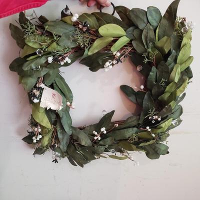 Christmas Wreaths and More (G-KD)