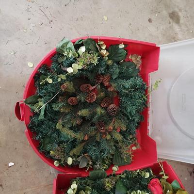 Christmas Wreaths and More (G-KD)