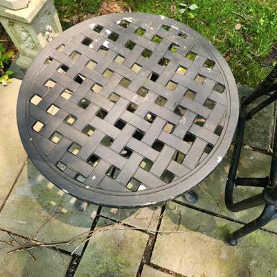 Hanamint Cast Metal Glider and Table