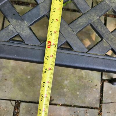 Hanamint Cast Metal Glider and Table
