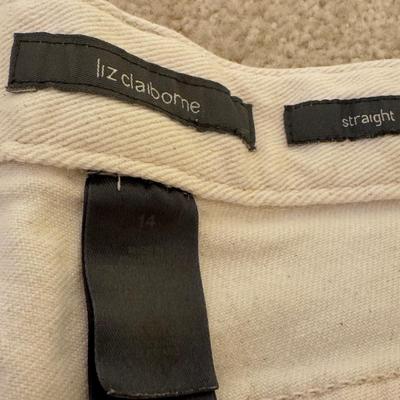 Gloria Vanderbilt, Ralph Lauren, and More Women’s Capris - Sizes 12-14 (PC-DZ)