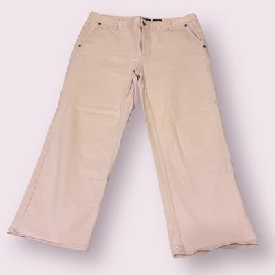 Gloria Vanderbilt, Ralph Lauren, and More Women’s Capris - Sizes 12-14 (PC-DZ)