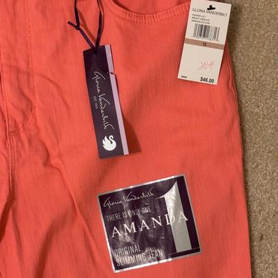 Gloria Vanderbilt, Ralph Lauren, and More Women’s Capris - Sizes 12-14 (PC-DZ)