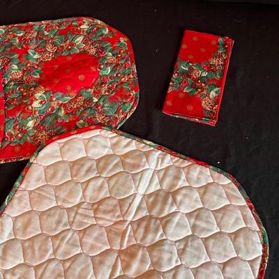 Holiday Decor Galore - Tree Skirts, Art, Candles & Much More (GB-RG)