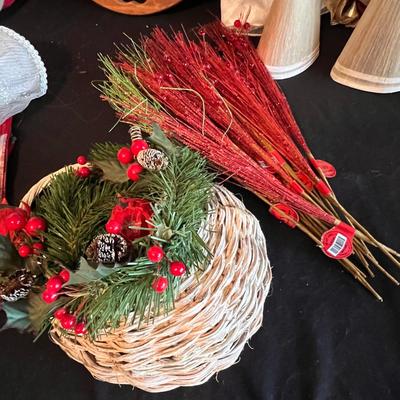 Holiday Decor Galore - Tree Skirts, Art, Candles & Much More (GB-RG)