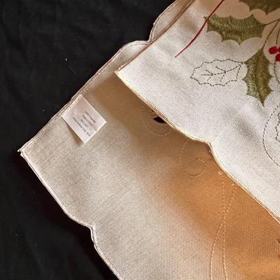 Holiday Decor Galore - Tree Skirts, Art, Candles & Much More (GB-RG)