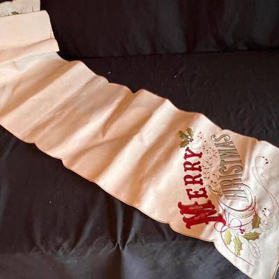 Holiday Decor Galore - Tree Skirts, Art, Candles & Much More (GB-RG)