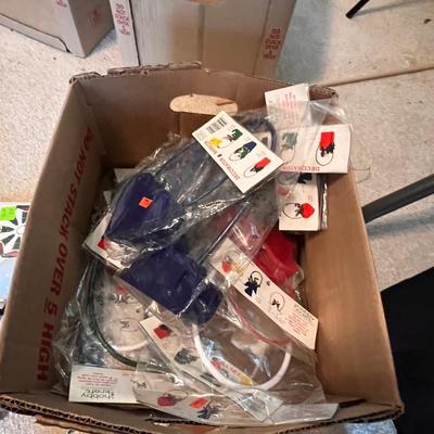 Holiday Decor Galore - Tree Skirts, Art, Candles & Much More (GB-RG)