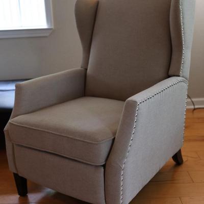 Wingback Fabric Recliner