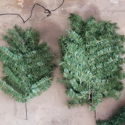 Small Decorative Fiber Optic & More Christmas Trees and Garland (G-KD)