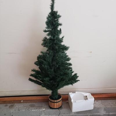 Small Decorative Fiber Optic & More Christmas Trees and Garland (G-KD)