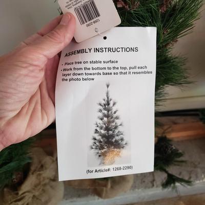 Small Decorative Fiber Optic & More Christmas Trees and Garland (G-KD)