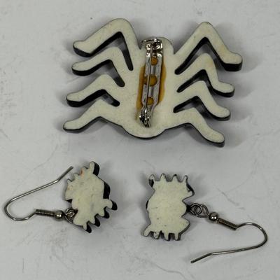 Spider Earring and Brooch Set - Spider Jewelry - Halloween Jewelry - Spider Pierced Ear Earrings - Spider Brooch