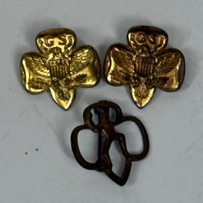 3 pc Lot Vintage Girl Scout Pins - 2 Service Pins 1 Brownie Pin