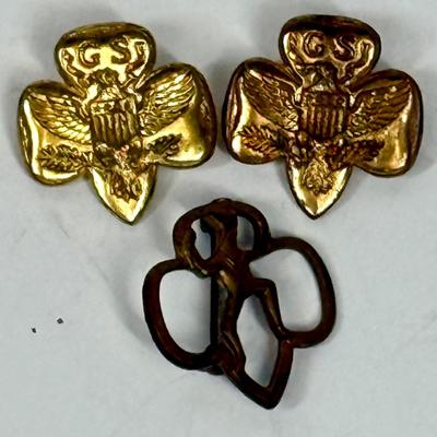 3 pc Lot Vintage Girl Scout Pins - 2 Service Pins 1 Brownie Pin