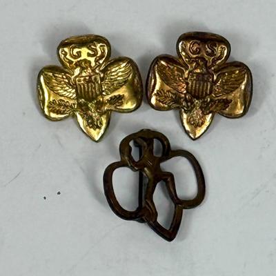 3 pc Lot Vintage Girl Scout Pins - 2 Service Pins 1 Brownie Pin
