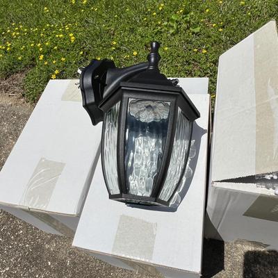 5 NIB New Maxxima Outdoor Lights