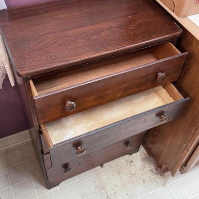 Two Dressers with Round Knobs (K-DZ)