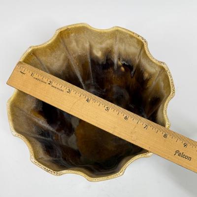 Vintage Calif U.S.A. Pottery Planter - G6