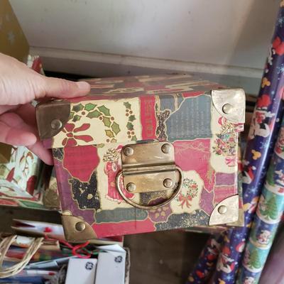 Christmas Ornaments, Nesting Boxes, Wrapping Paper and More (G-KD)
