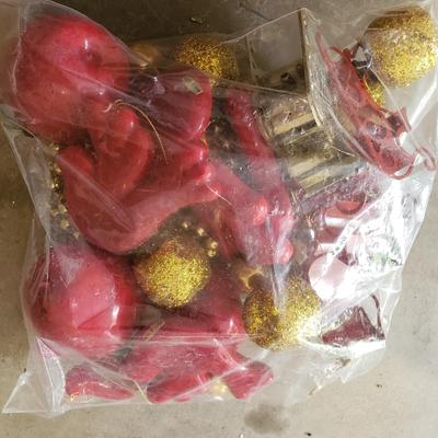 Christmas Ornaments, Nesting Boxes, Wrapping Paper and More (G-KD)