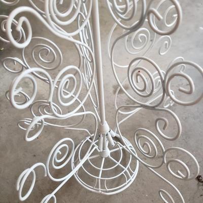 Christmas Ornaments, Nesting Boxes, Wrapping Paper and More (G-KD)