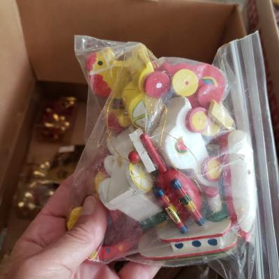 Christmas Ornaments, Nesting Boxes, Wrapping Paper and More (G-KD)