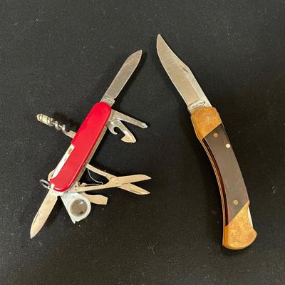 Six Pocket Knives Plus Multitool (LR-SS)