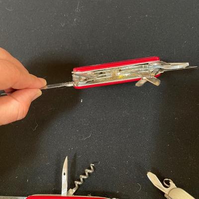 Six Pocket Knives Plus Multitool (LR-SS)