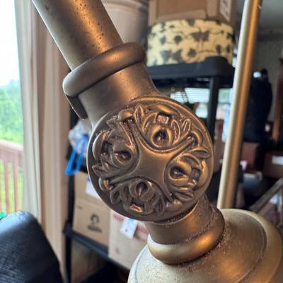 Two Metal Floor Lamps (PB-DZ)