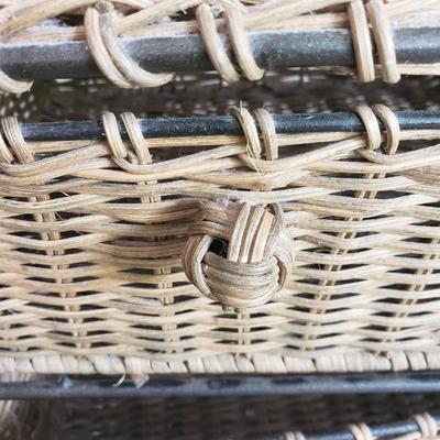 Metal Racks and Wicker Storage (G-KD)