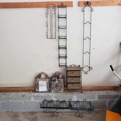 Metal Racks and Wicker Storage (G-KD)