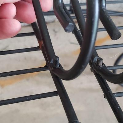 Metal Racks and Wicker Storage (G-KD)