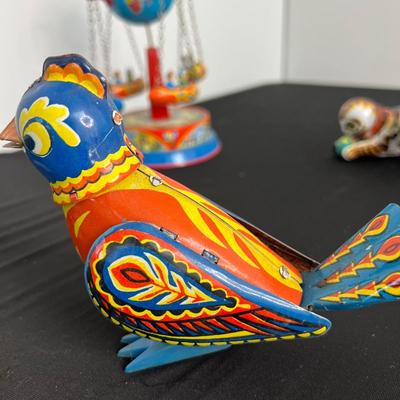Tin Toy Lot