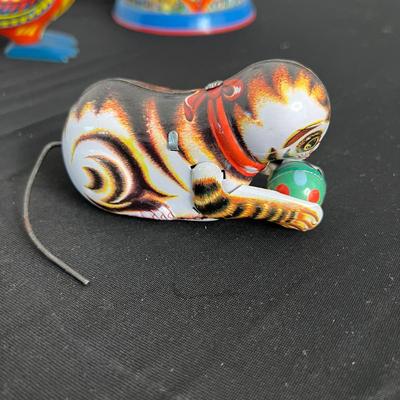 Tin Toy Lot