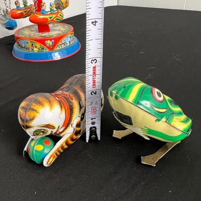 Tin Toy Lot