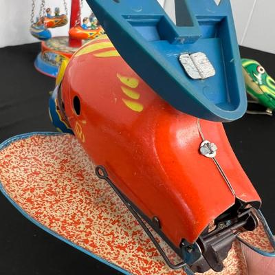 Tin Toy Lot